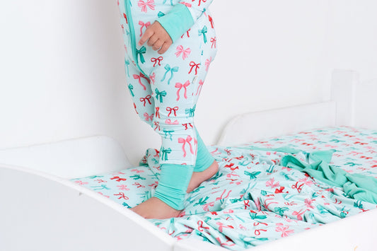 Holiday Bows Fitted Crib Sheet