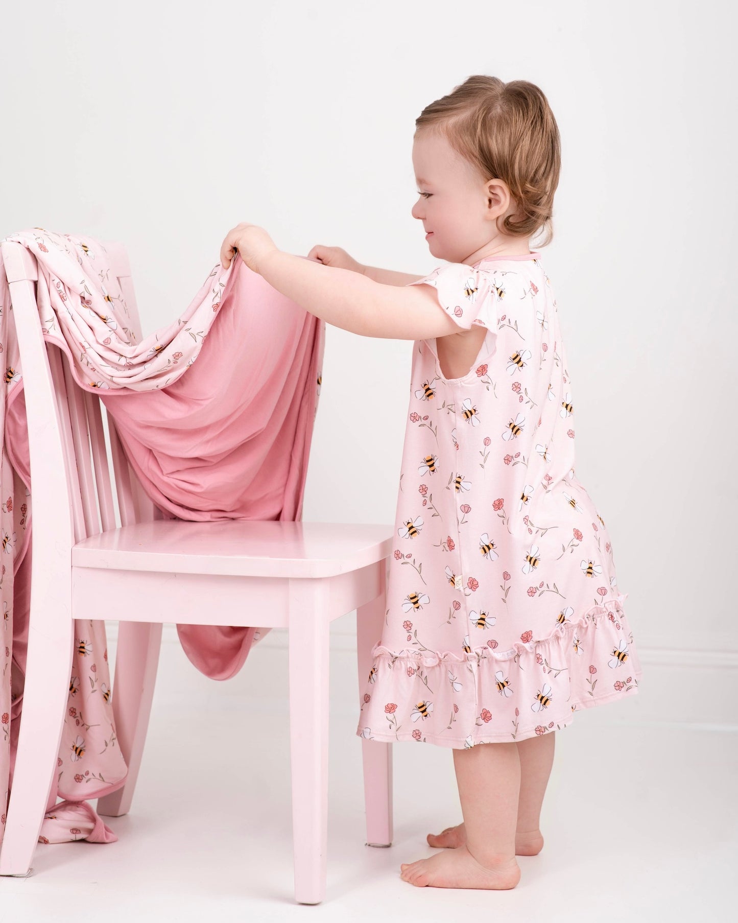 Blooming Bee Nightgown