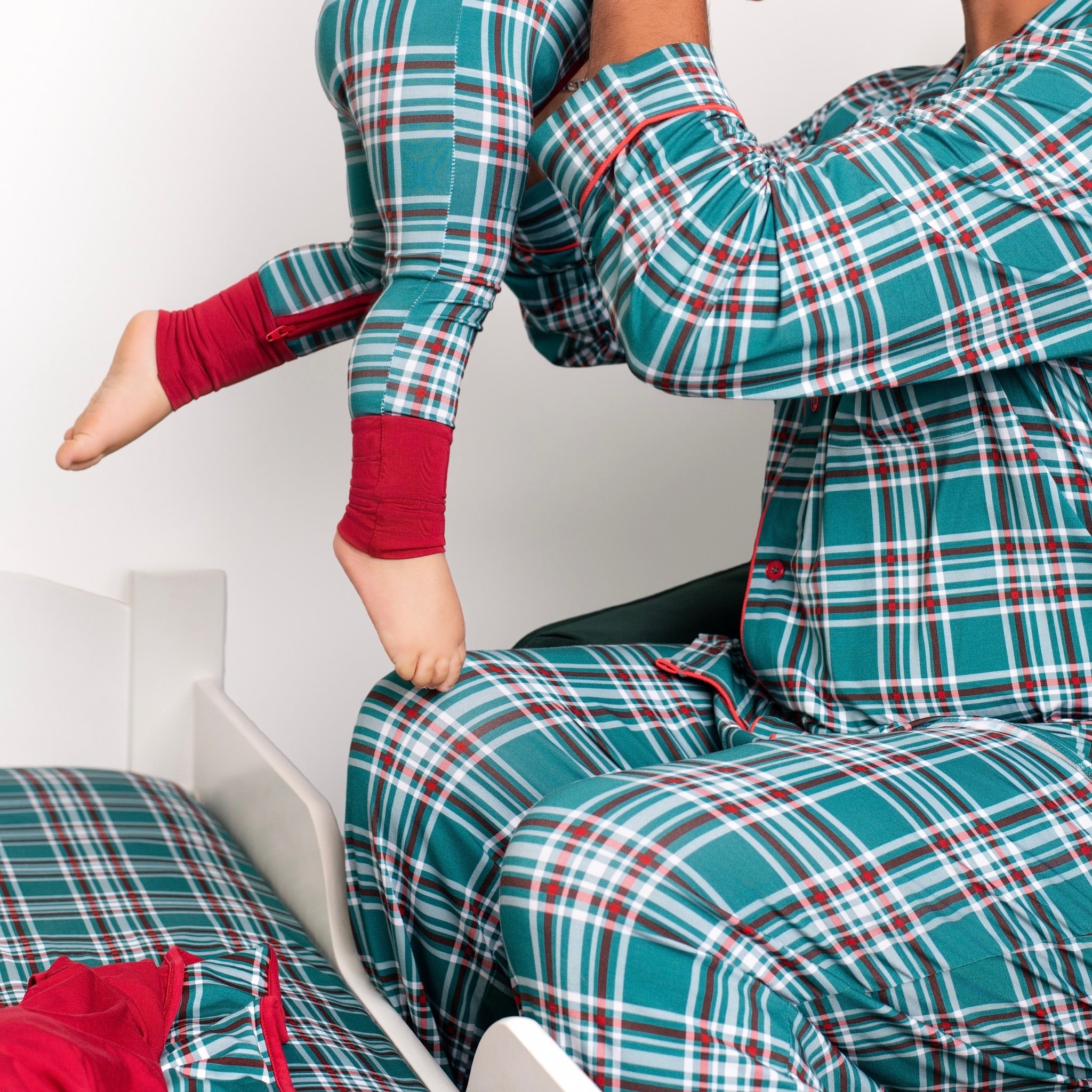 Classic Christmas Men's Pajama Set