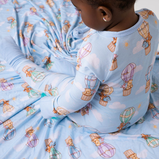 Bear In The Air Blanket