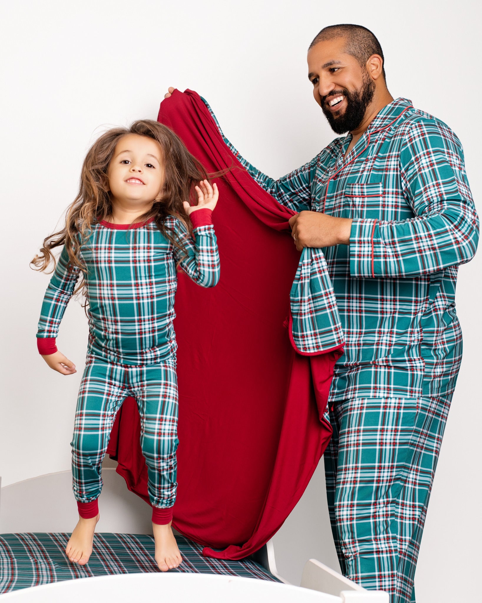 Classic Christmas Men's Pajama Set