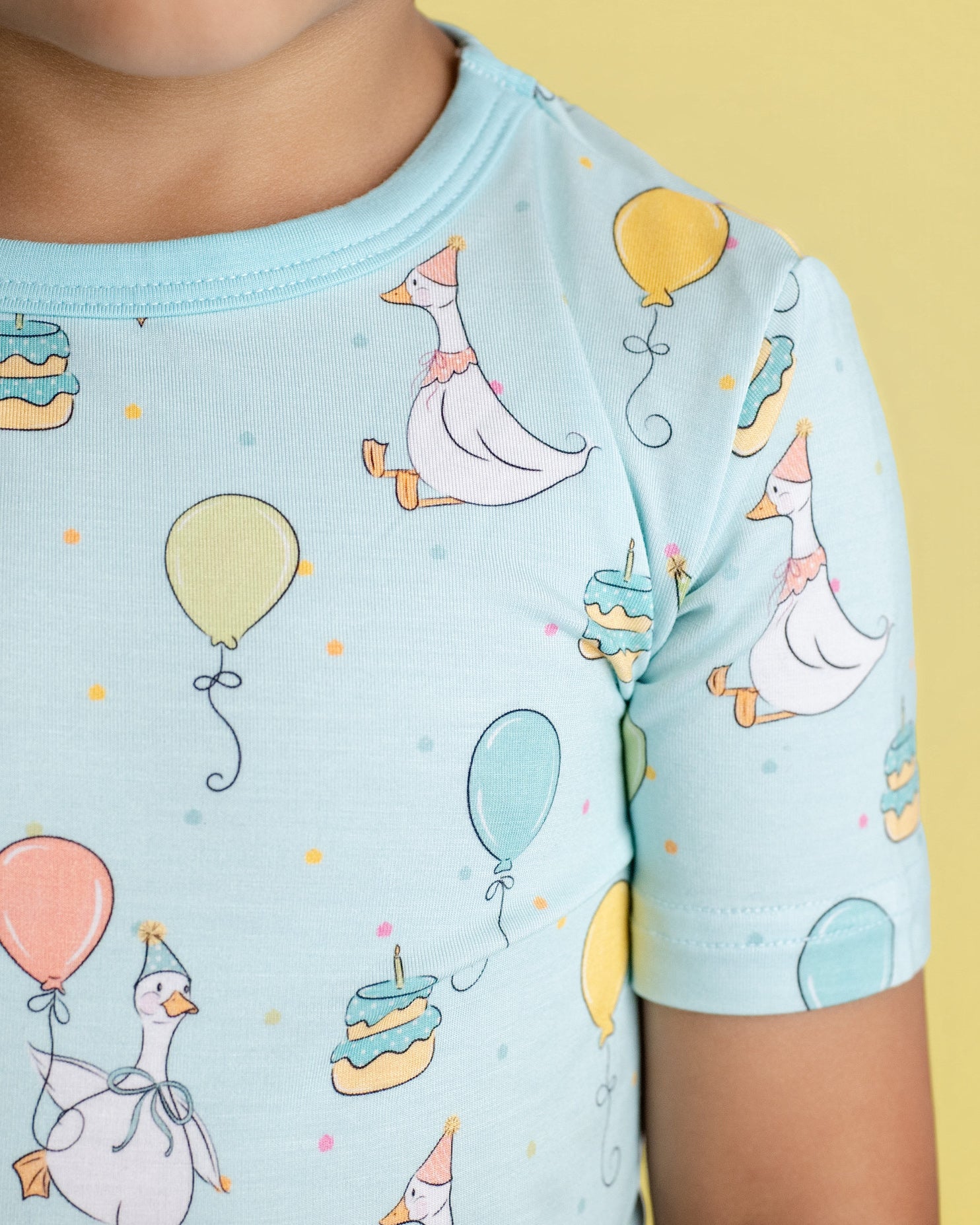 Party Geese Green Two-Piece Short Sleeve & Shorts Set